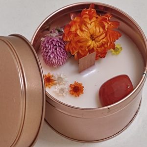 Bougie Parfum jasmin et cèdre et pierre Cornaline