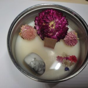 Bougie Parfum cerise et pierre Howlite